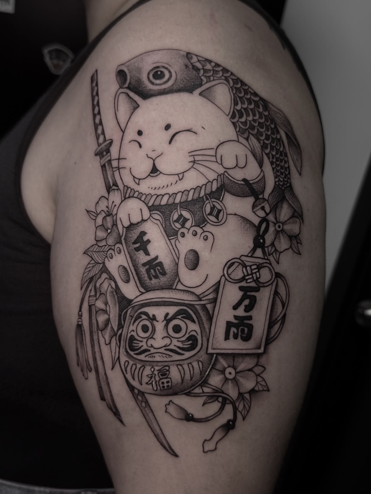 Japanese-style lucky cat maneki-neko tattoo, by Tuiti